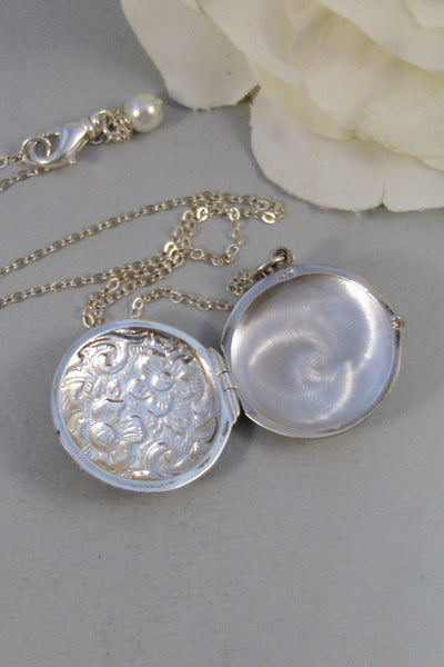 Sterling Compass,Locket,Silver Locket,Sterling Silver Locket,Sterling Silver,Compass,Wedding Jewelry. Handmade jewelry by valleygirldesigns.