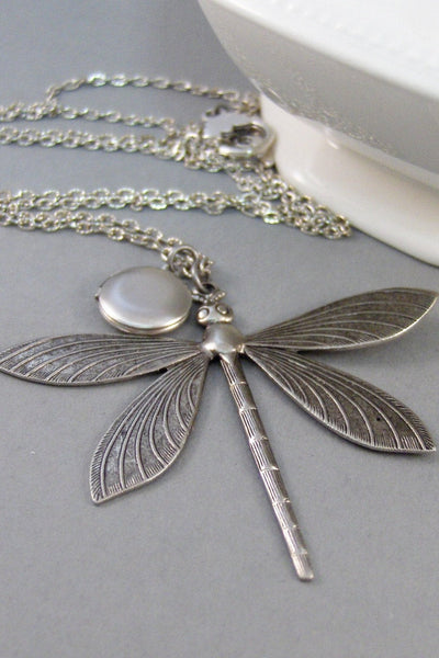 Magnificent Dragonfly,Locket,Dragonfly Necklace,Dragonfly Locket,Antiqued,Charm,Silver Locket,Antique Locket.Jewelery by Valleygirldesigns.