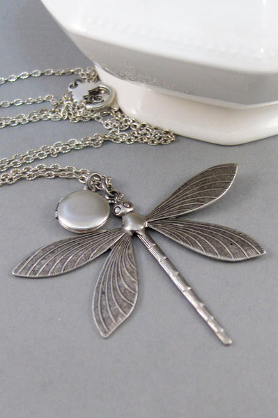 Magnificent Dragonfly,Locket,Dragonfly Necklace,Dragonfly Locket,Antiqued,Charm,Silver Locket,Antique Locket.Jewelery by Valleygirldesigns.