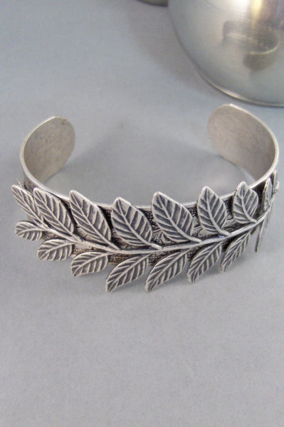 Fern Bracelet,Cuff,Silver Bracelet,Cuff Bracelet,Bracelet,Silver,Branch Bracelet,Branch Cuff,Fern Bracelet,Branch,Leaf. valleygirldesigns.