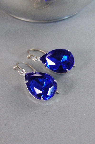 Vintage Sapphire,Vintage Earrings,Vintage Rhinestone,Silver Earrings,Sapphire Earrings,Sappire,Blue,Birthstone,September. valleygirldesigns.