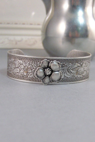 Gypsy Flower,Bracelet,Cuff,Silver Bracelet,Cuff Bracelet,Bracelet,Silver,Antique Bracelet,Flower Bracelet,Gypsy Bracelet.valleygirldesigns.