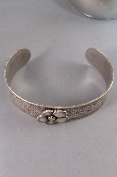 Gypsy Flower,Bracelet,Cuff,Silver Bracelet,Cuff Bracelet,Bracelet,Silver,Antique Bracelet,Flower Bracelet,Gypsy Bracelet.valleygirldesigns.