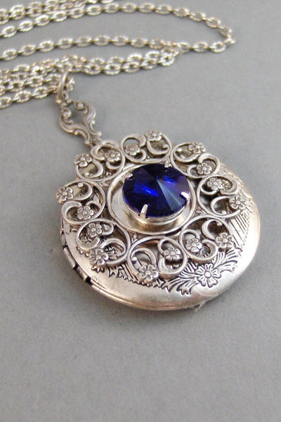 Blue Lace,Locket,Necklace,Silver Locket,Sapphire Stone,Blue Stone,Royal Blue,Blue Sapphire,Blue Locket,Sapphire Locket,Antique Locket,valley