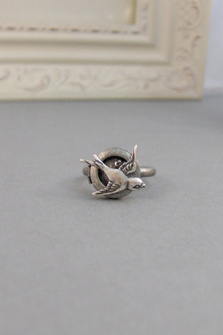 Little Sparrow,Locket Ring,Ring,Bird Ring,Antique Ring,Sparrow Ring,Spoon Ring,Bird,Woodland Ring,Wedding,Bridesmaid. By valleygirldesigns.