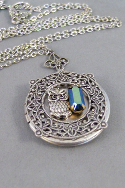 Moonlit Owl,Owl,Locket,Owl Locket,Owl Necklace,Owl,Silver,Vintage Locket,Vintage Stone,Vintage Rhinestone,Blue,Navy valleygirldesigns.