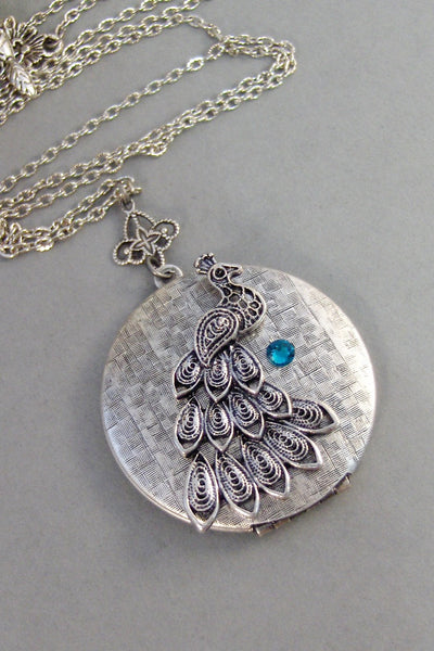 Pretty Peacocks,Peacock,Peacock Locket,Silver Locket,Antique Locket Locket Necklace,Bird,Bird Locket,Peacock Necklace.valleygirldesigns.