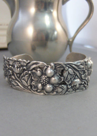 Gypsy Cuff,Cuff Bracelet, Bracelet,Cuff Bracelet,Bracelet,Silver,Antique Bracelet,Flower,Chunky Bracelet,Gypsy Bracelet.valleygirldesigns.