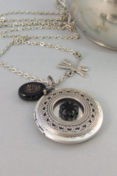 Midnight Star,Flower,Black Flower,Silver Locket,Locket,Necklace,Black Star,Star Locket,Summer,Boho,Gypsy,Flower Locket,valleygirldesigns.