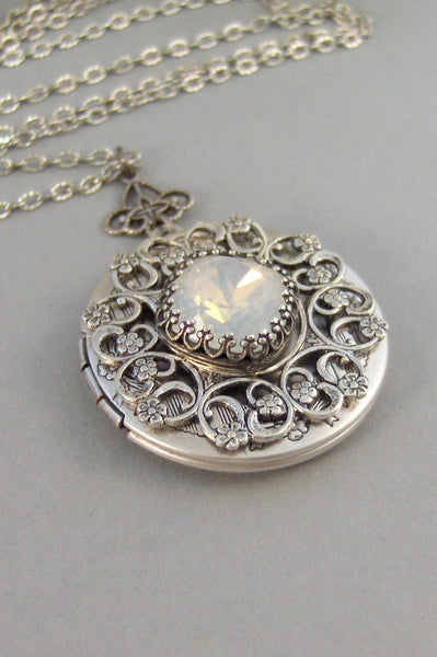 Moonstone Locket,Moonstone Neckalce,Under The Moon,Moonstone,Opal,Locket,Antique