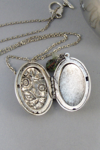 Sage And Flowers,Necklace,Green Locket,Green Flower,Silver Locket,Silver Necklace,Woodland,Antique Locket,Sage,Vintage  valleygirldesigns.