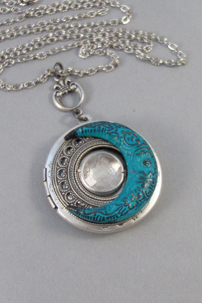 Aura Moon,Moon Locket,Necklace,Locket,Moonstone,Moonstone Necklace,Moon,Patina,Star,Star Necklace, Locket,Moon Necklace.Valleygirldesigns.