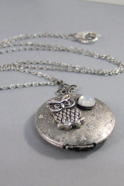 Midnight Owl,Owl,Locket,Silver Locket,Silver Necklace,Owl,Silver,Moonstone,Moonstone Necklace,Moonstone locket,Moonstone,valleygirldesigns.
