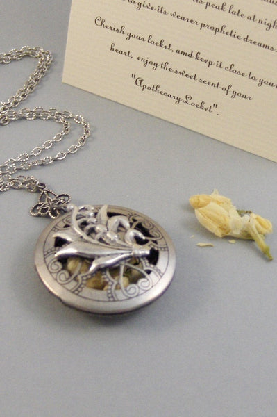 Scented Jasmine,Locket,Silver,Apothecary,Jasmine,Jasmine Locket,Jasmine Scent Locket,Scent Locket,Antique Locket,Jewelry, valleygirldesigns.