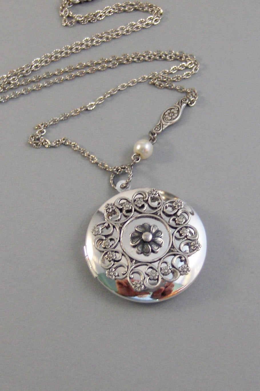 Lace Sea Blossom,Locket,Antique Locket,Silver Locket,Posey,Poppy, Locket,Blossom,Sea Blossom,Blossom Locket,Flower Locket,Flower Neckalce.