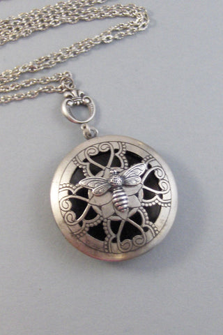 Scented Bee,Locket,Silver,Apothecary,Choose Your Scent,Lavender,Bee,Bee Jewlery,Locket,Scent Locket,Antique Locket,Jewelryvalleygirldesigns.