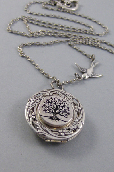 Mocking Bird,Locket,Silver Locket,Bird,Sparrow,Flower,Wreath,Mocking,Bird,Sparrow,Tree,Steampunk,Tree Locket,Tree Neckalcevalleygirldesigns.