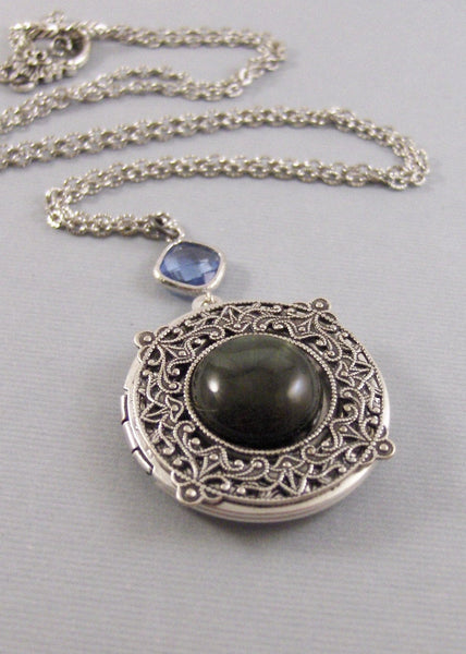SALE Woodland Labradorite,Labradorite,Locket,Antique Locket,Silver Locket,Moon,Sapphire,Sapphire Necklace,Labradorite Neckalce,Locket,