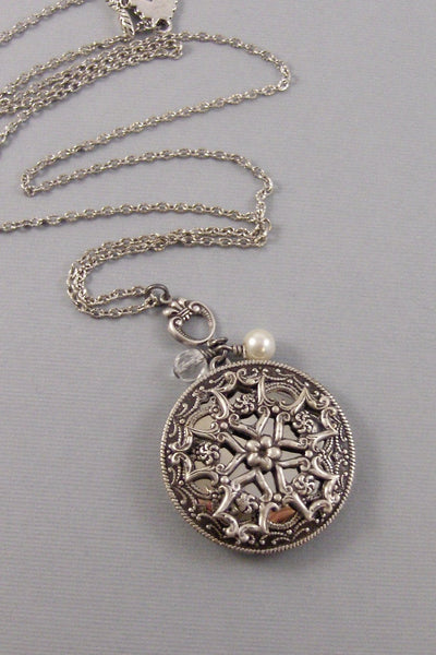 Snowflake,Locket,Snowflake Locket,Snowflake Neckalce,Snow,Christmas,Silver Locket,r,Necklace,Antique Locket,Birthstone.valleygirldesigns.