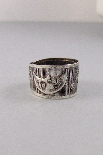 Moon and Stars,Ring,Silver,Stars,Twilight,Ring,Antique Ring,Silver Ring,Moon,Wedding,Bridesmaid. Handmade jewelery by valleygirldesigns.