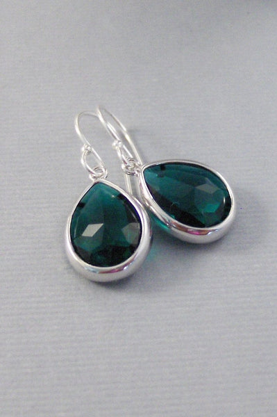 Winter Ivy Droplets,Emerald Earrings,Silver Earrings,Sterling Silver,Bride,Green,Green Earings,Wedding,Emerald,Green Stone Valleygirldesigns