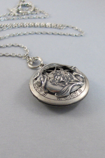 Scented Bell Flower,Locket,Silver,Apothecary,Flower,Flower Locket,Bell flower,scent Locket,Scent Locket,Antique Locketvalleygirldesigns.