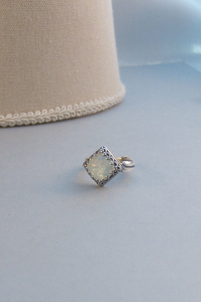 Eternity Wishbone Heart Moonstone Ring - Semi Precious Jewellery –  EIGHTMOON Store