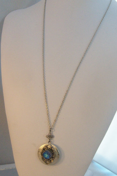 Ocean Aquamarine,Aquamarine,Locket,Antique Locket,Silver Locket,Aqua Stone,Princess Cut.Birthstone,Chrysolite,Aqua BlueValleygirldesigns.