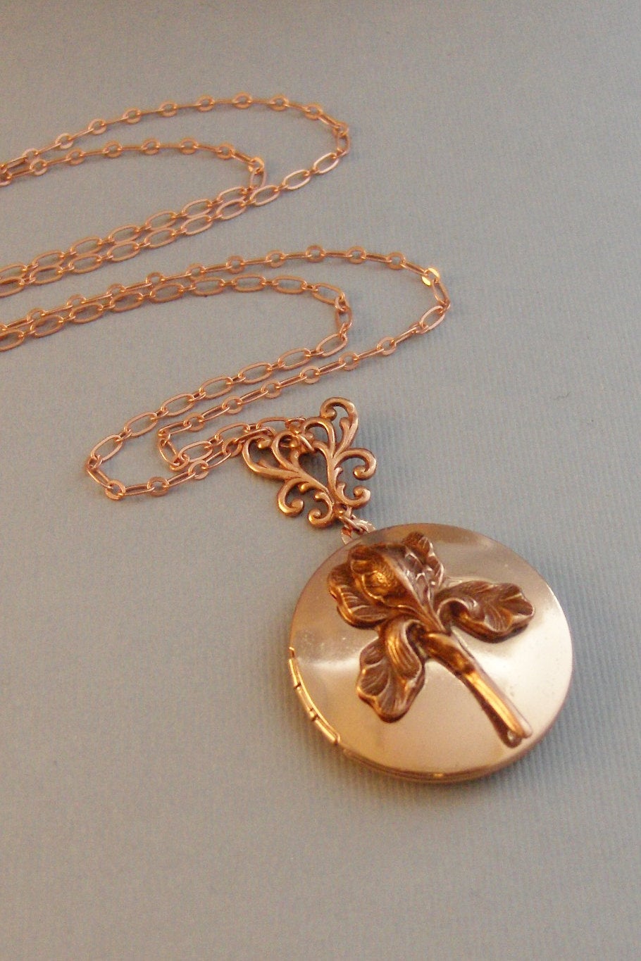 Rose Iris,Locket,Gold Locket,Rose Gold Locket,Rose Gold Iris,Iris,Iris Locket,Rose Gold Necklace,Rose Gold Flower,Iris Necklace,valleygirlde