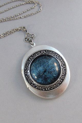 Callisto Moon,Locket,Silver,Turquoise,Blue,Galaxy Necklace,Galaxy Locket,Blue Necklace,Moon Locket,Star Locket,Star,Moon,Moon Necklace