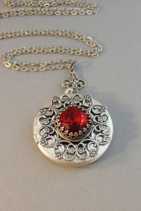 Graceful Garnet Locket,Antique Locket,Silver Locket,Garnet Stone,Vintage Rhinestone,Vintage,Red Stone,Garnet Birthstone.Valleygirldesigns.