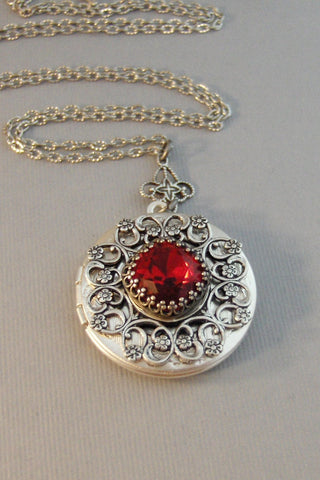 Graceful Garnet Locket,Antique Locket,Silver Locket,Garnet Stone,Vintage Rhinestone,Vintage,Red Stone,Garnet Birthstone.Valleygirldesigns.