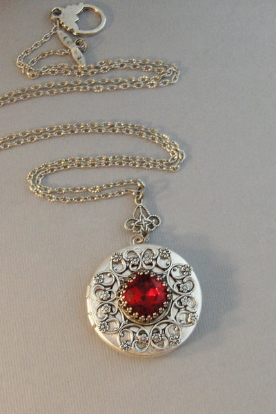 Graceful Garnet Locket,Antique Locket,Silver Locket,Garnet Stone,Vintage Rhinestone,Vintage,Red Stone,Garnet Birthstone.Valleygirldesigns.