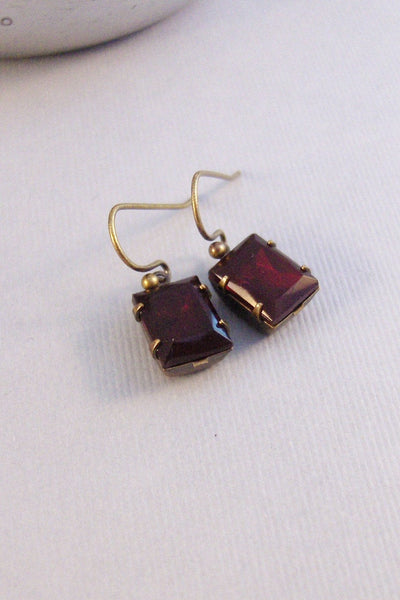 Tennsie Garnets,Vintage Earrings,Garnet Earrings,Brass Earrings,Garnet,Birthstone,Burgandy,January Birthstone,Red Earring valleygirldesigns.