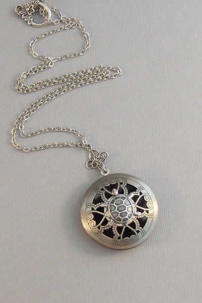 Scented Turtle,Locket,Silver,Apothecary,Turtle Locket,Silver Turtle,Trutle,Turtle Necklace,Antique Locket,Jewelry.Scent Locket,Diffuser,Oil