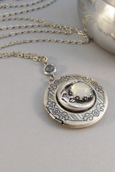 Opal Moon,Locket,Moon Locket,Opal Locket,Moonstone Locket,Moonstone,Opal,Locket,Antique Locket,Silver Locket,Moon,Opal Necklace,Opal Jewelry