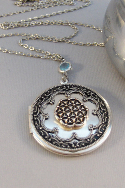 Flower Of Life,Locket,Flower Locket,Flower Necklace,Necklace,Aquamarine,Aquamarine Necklace,Mandala,Mandala Necklace,Sacred Geometry,Aqua