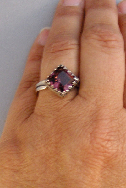 Princess Garnet,Ring,Garnet Ring,Garnet,Red Ring,Red Stone,Red Ring,Bridesmaid,Sapphire Jewelry,Garnet Birthstone,Garnet,Birthstone Ring