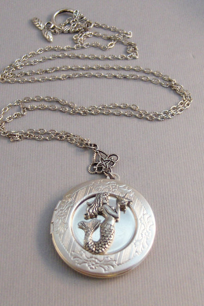 Simply Mermaid,Locket,Minimalist,Mermaid Locket,Irish Locket,Simple,Mermaid Necklace,Nautical,Ocean Locket,Beach Necklace,Antique Locket,