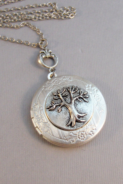 Simple Tree,Locket,Minimalist,Tree Locket,Tree Necklace,Family Tree,Thinking Tree,Antique Locket,Antique tree,Woodland,Woodland Tree,Valley