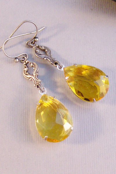 Warm Sunshine,Earring,Vintage Earrings,Birthstone,Topaz Earring,Vintage Rhinestone,Yellow Stone,Yellow earring,November.valleygirldesigns.