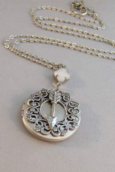 Moon Gypsy,Locket,Silver Locket,Moonstone,Moonstone Locket,Moonstone Necklace,Arrow,Arrow Locket,Arrow Necklace,Tribal valleygirldesigns.