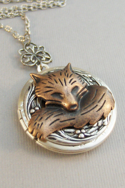 Little Red Fox,Locket,Fox,Fox Locket,Fox Necklace,Vixen, Antique Locket,Silver Locket,Fox Locket,Woodland,Woodland Fox. valleygirldesigns