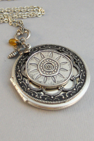 Warm Sunflower,Locket,Sunflower,Sunflower Necklace,Sunflower Locket,Silver Locket, Bee Locket,Bee Necklace,Silver Bee,Yellow Stone,NOvember