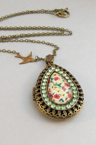 Gypsy Memory,Locket,Brass Locket,Peridot,Green Necklace,Green Stone,Pink Necklace,Brass Necklace,brass and Pink,Floral Locket,Gypsy,Boho