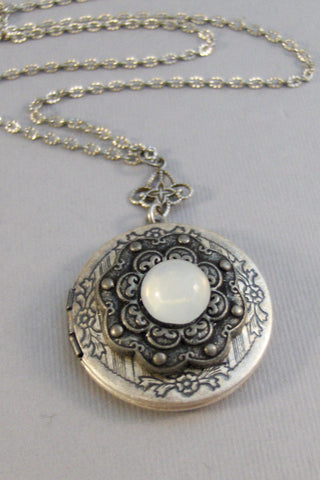 SALE Transcendance,Locket,Antique Locket,Silver Locket,Moonstone,Flower,Flower of Life,Moonstone Necklace,Moonstone Locket,Moon,