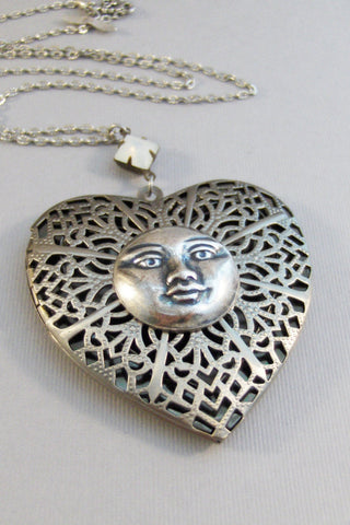 Moon Child,Moon,Locket,Antique Locket,Silver Locket,Moonstone,Goddess,Moonstone Necklace,Moonstone Locket,Moon,Moonstone Locket,Moon Girl