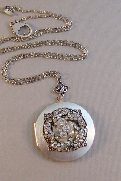 Wedding Lace,Wedding Locket,Wedding Necklace,Vintage Locket,Diamond Necklace,Diamond Locket,Crystal Locket,Antique Locket,Silver Locket,