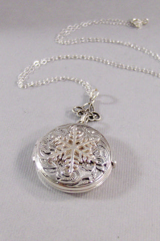 Snowflake Locket,Frozen Locket,Sterling Silver Locket,Silver Snowflake,Silver Necklace,Silver Locket,Photo Locket