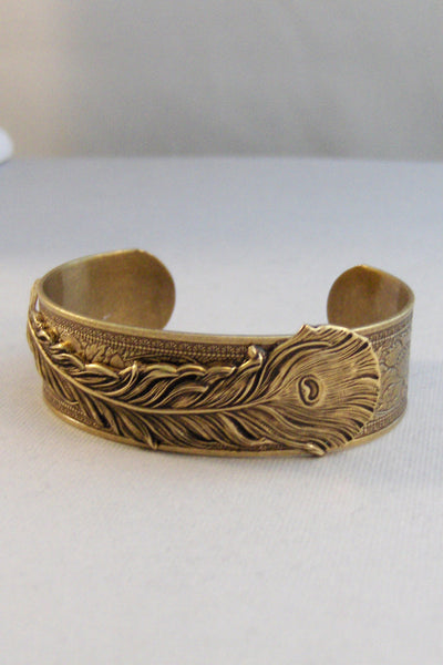 Peacock Feather,Peacock,Bracelet,Cuff,Brass Bracelet,Cuff Bracelet,Peacock,Feather,Peacock Bracelet,Peacock Cuff valleygirldesigns.
